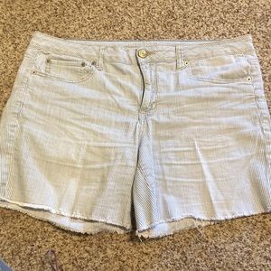 ♥️💙American Eagle shorts